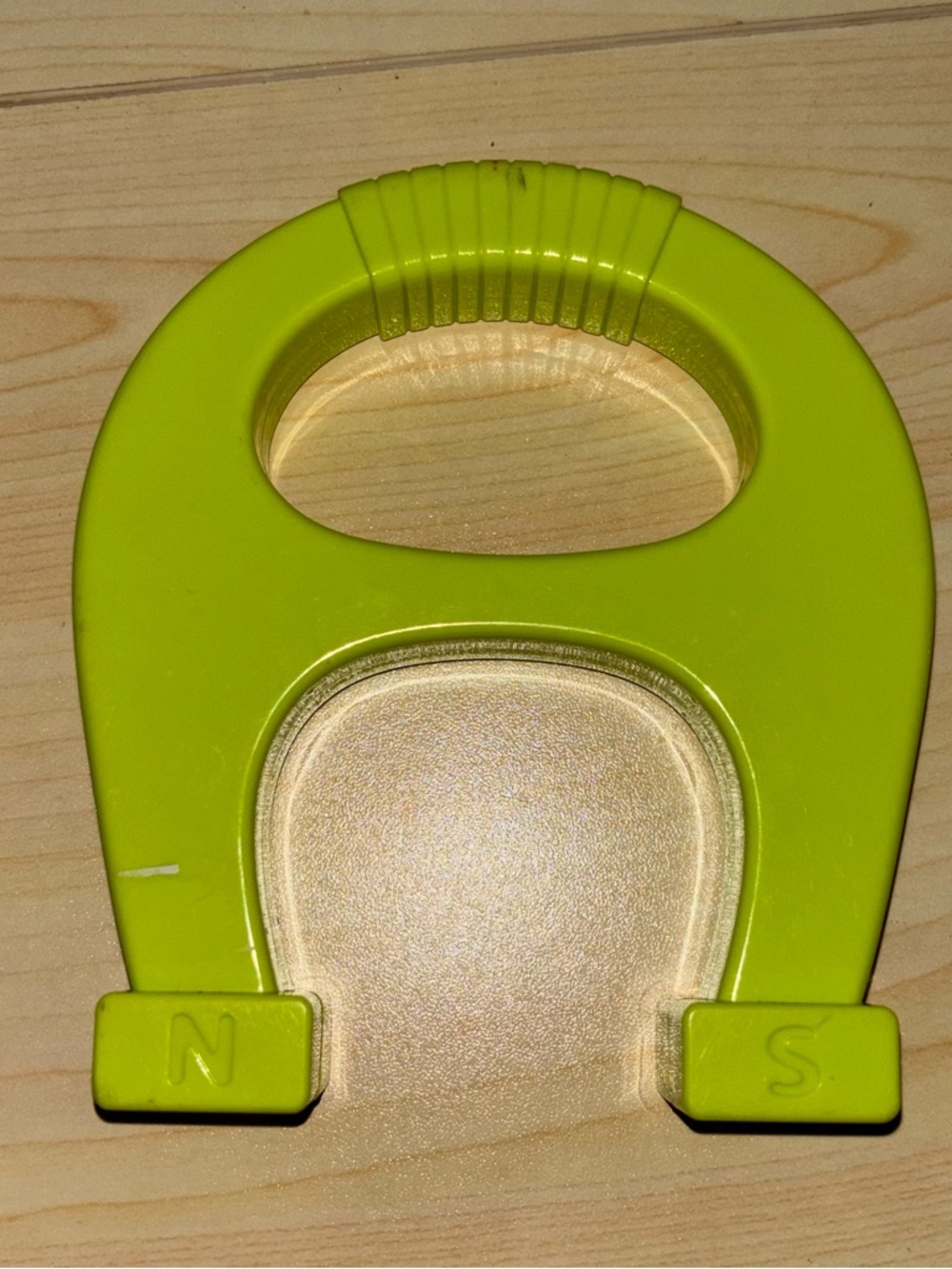 Kids Magnetic Horseshoe Learning Toy - Lime Green - Picture 1 of 2